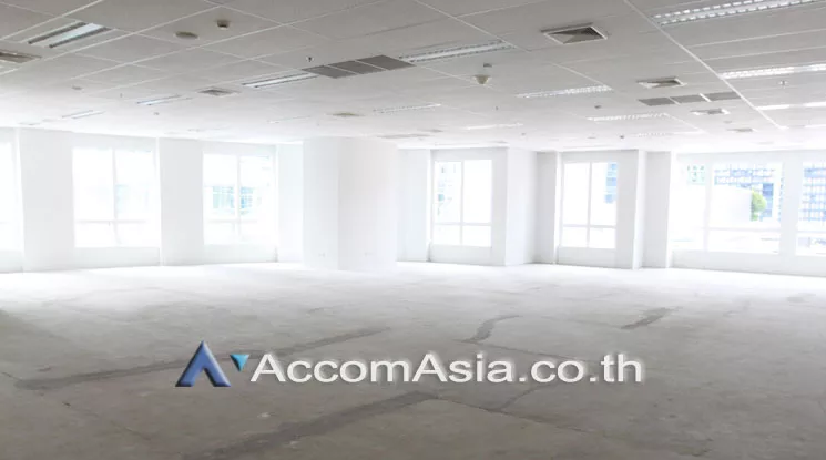 4  Studio Office Space For Rent in Ploenchit ,Bangkok BTS Ploenchit at Athenee Tower AA18056